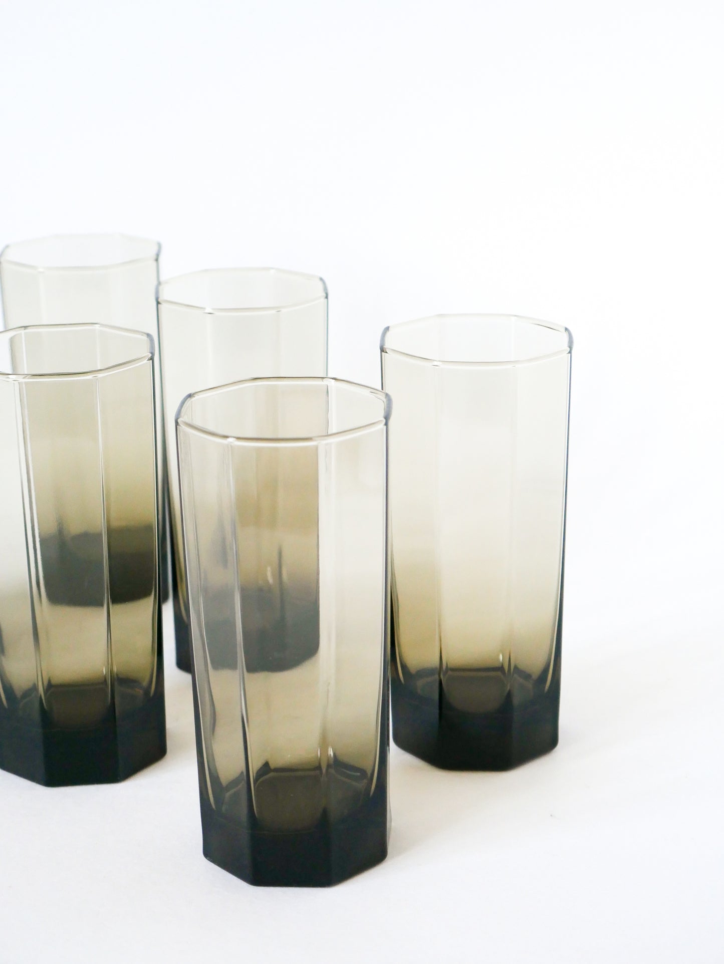 Ensemble de 6 verres octogonaux Long Drink, Verre fumés, Design, 1970 - 15 X 6.5 cm