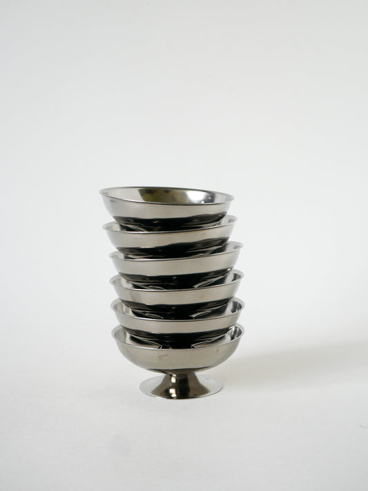 Ensemble de 6 coupes basses en inox, 1970 - 4 X 9 cm
