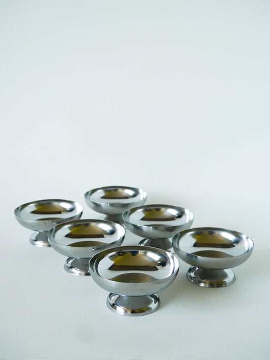 Lot de 6 coupes à glace en inox, pieds large, Design, 1970 - 4.2 X 9 cm