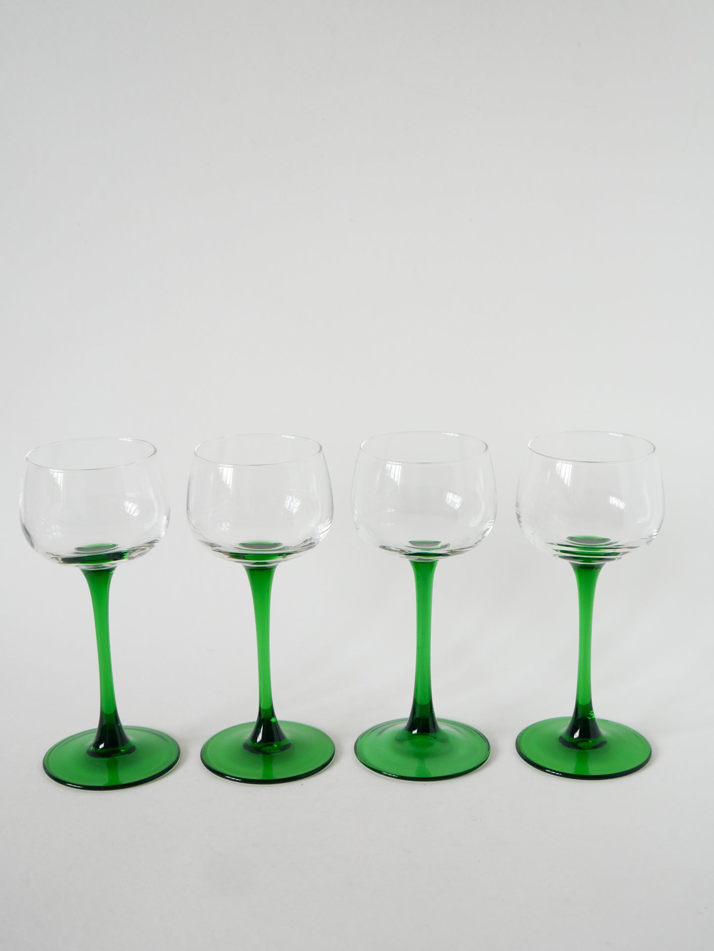 Lot de 4 verres à pieds vert foncé, Made in France, Luminarc, 1970