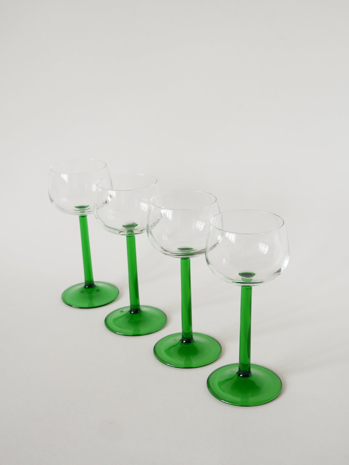Lot de 4 verres à pieds droits, Vert foncé, Made in France, Luminarc, 1970