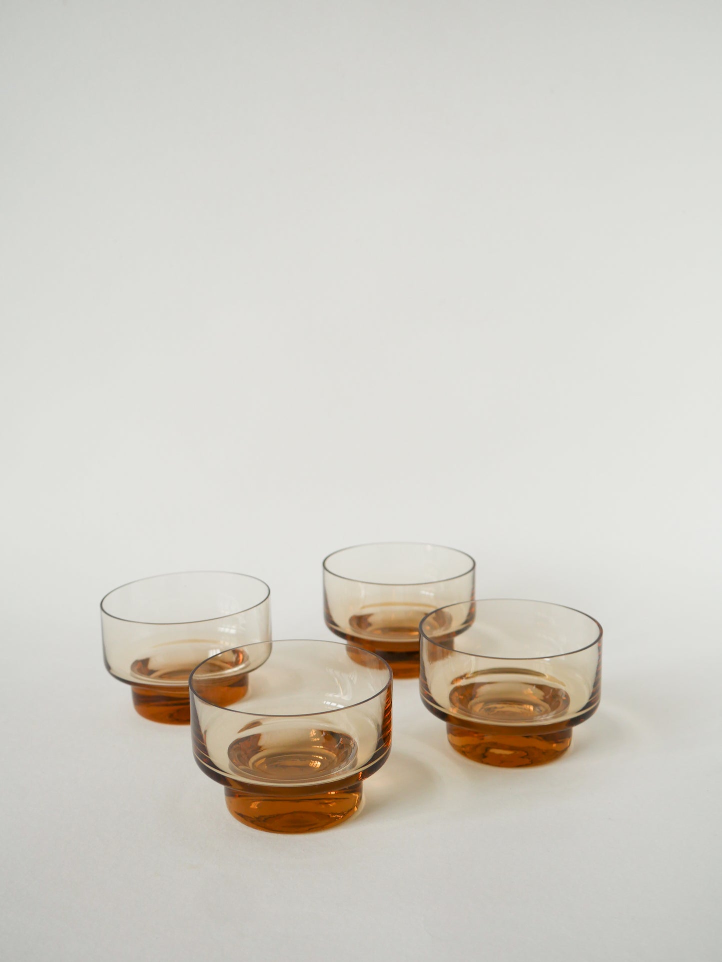 Lot de 4 coupes en verre, Ambre Rose, Design, 1970