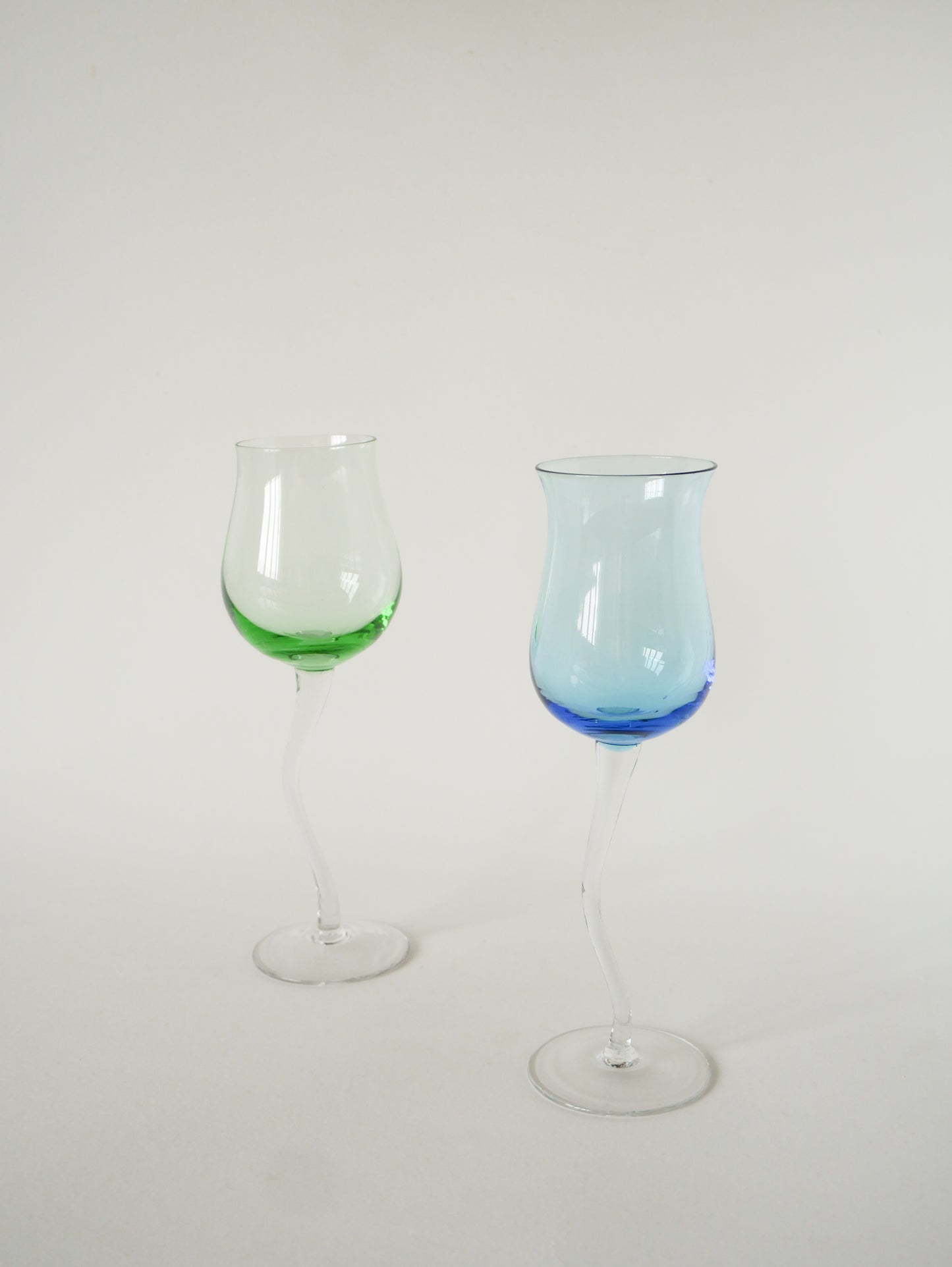 Duo de verres à vin, Curve, Bleu et Vert, 1980