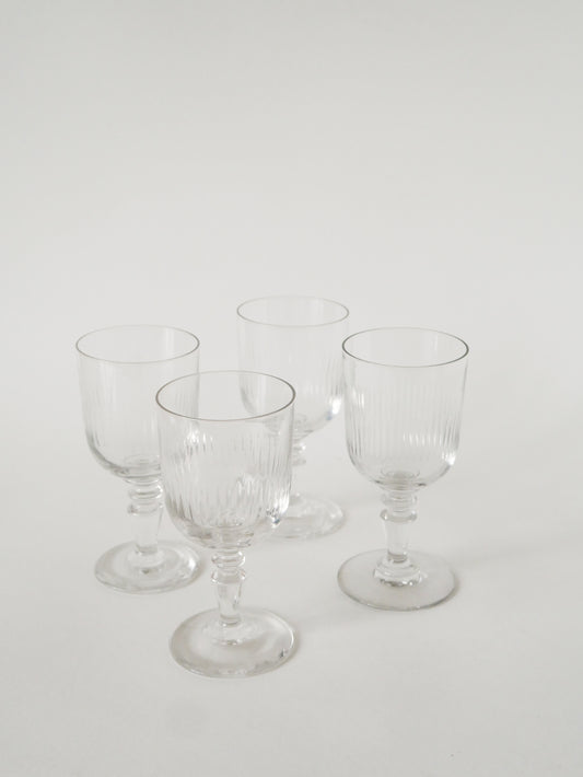 Lot de 4 grands verres à vin anciens, 1930