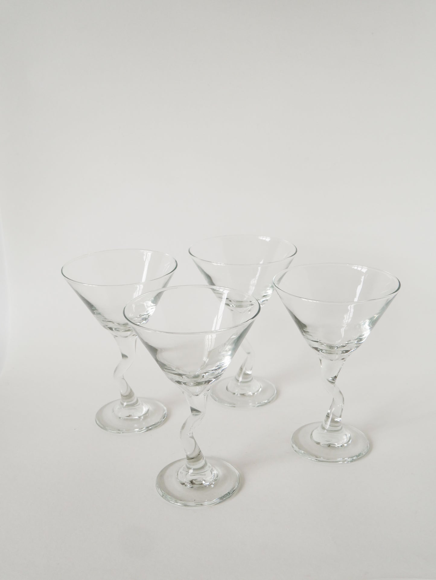 Ensemble de 4 verres à cocktail / Martini, Libbey Zigzag, 1970 - 16.5 X 11 cm