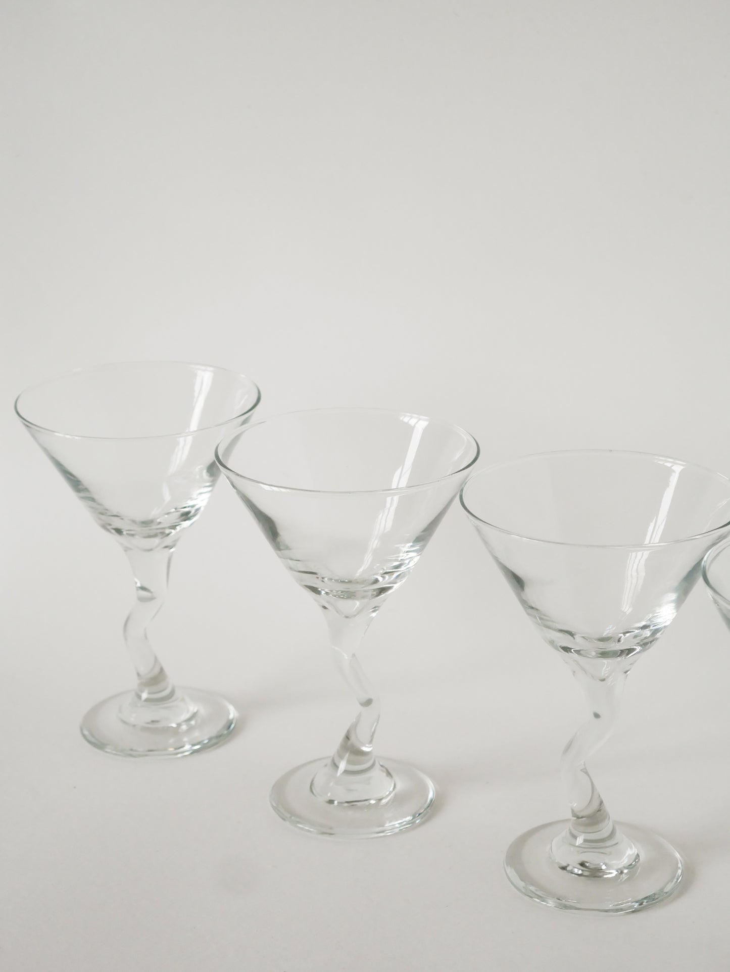 Ensemble de 4 verres à cocktail / Martini, Libbey Zigzag, 1970 - 16.5 X 11 cm