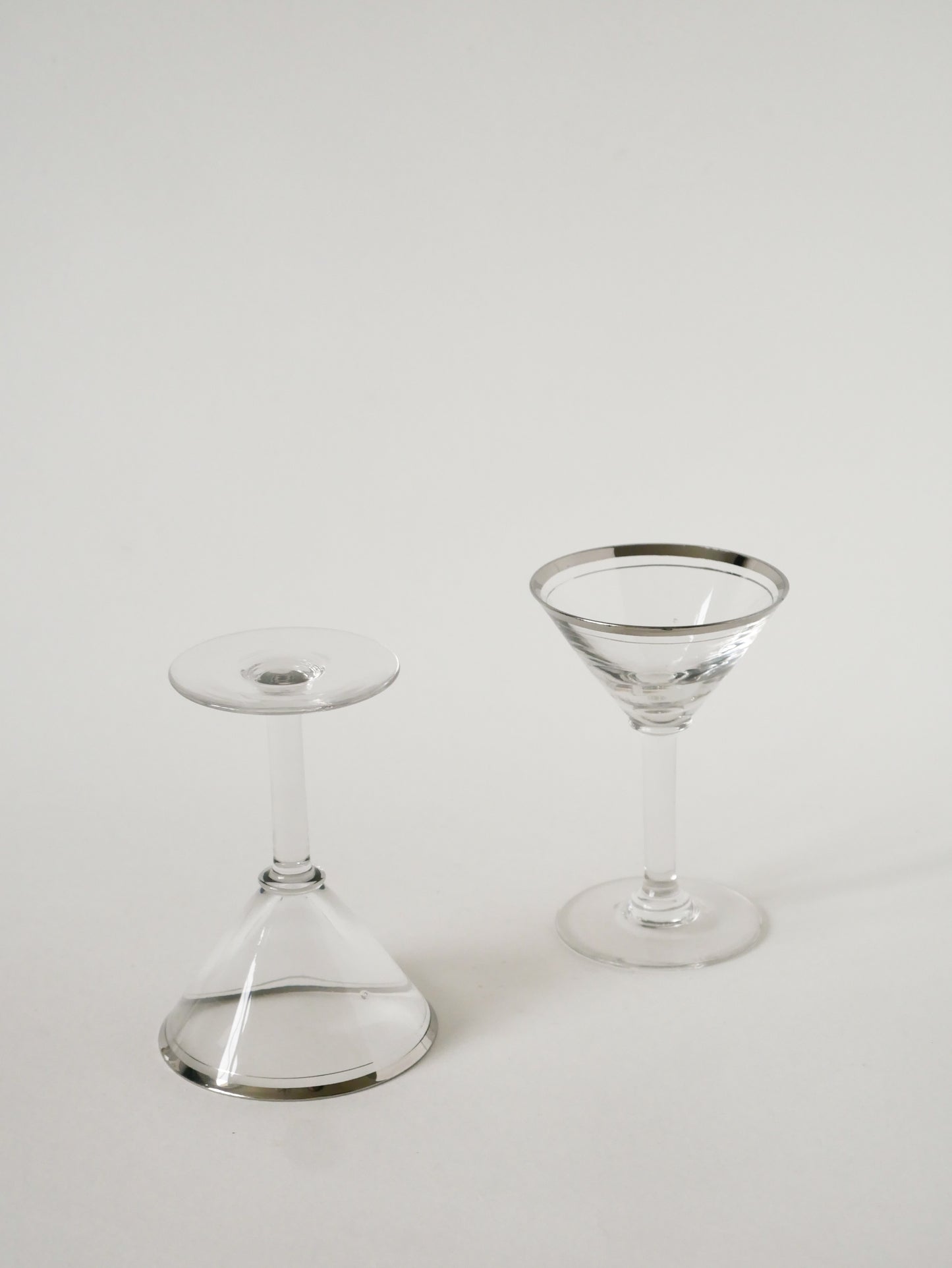 Lot de 6 verres à cocktail / Martini, liseré chromé, Art Déco, 1930