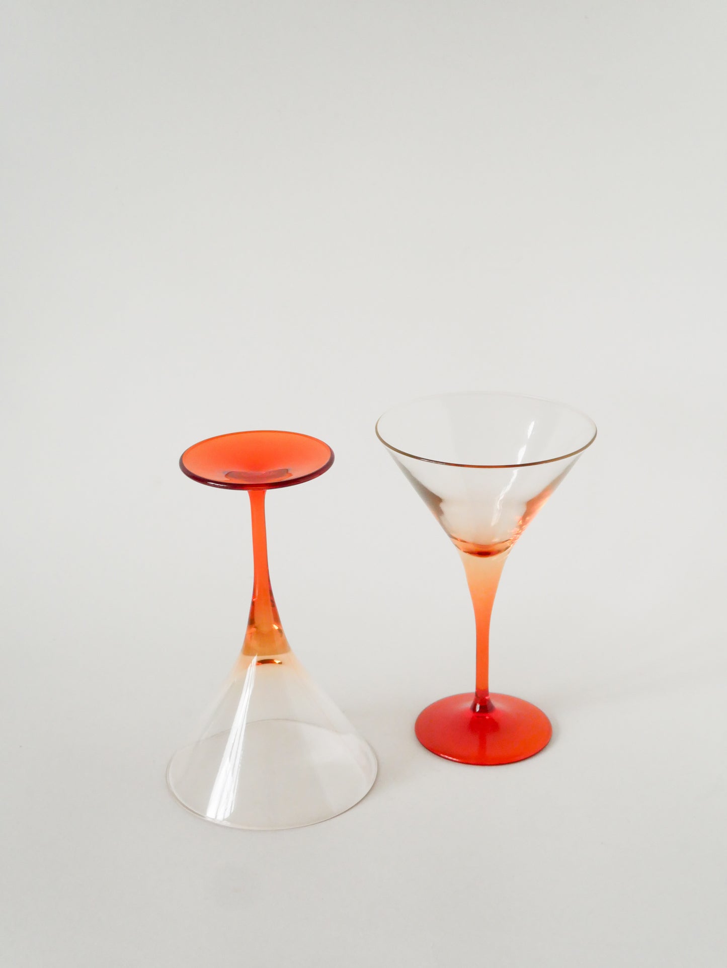Paire de grands verres à cocktail / Martini, Orange, Made in Italy, 1970