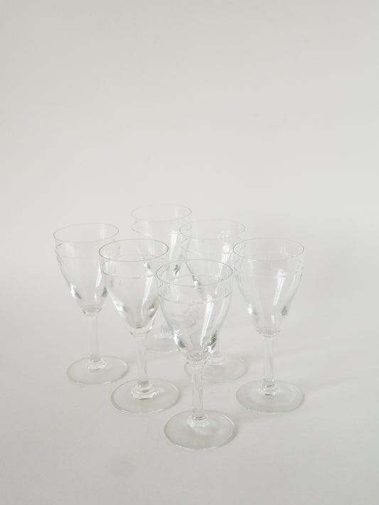 Lot de 6 verres à vin en cristal gravé, 1950