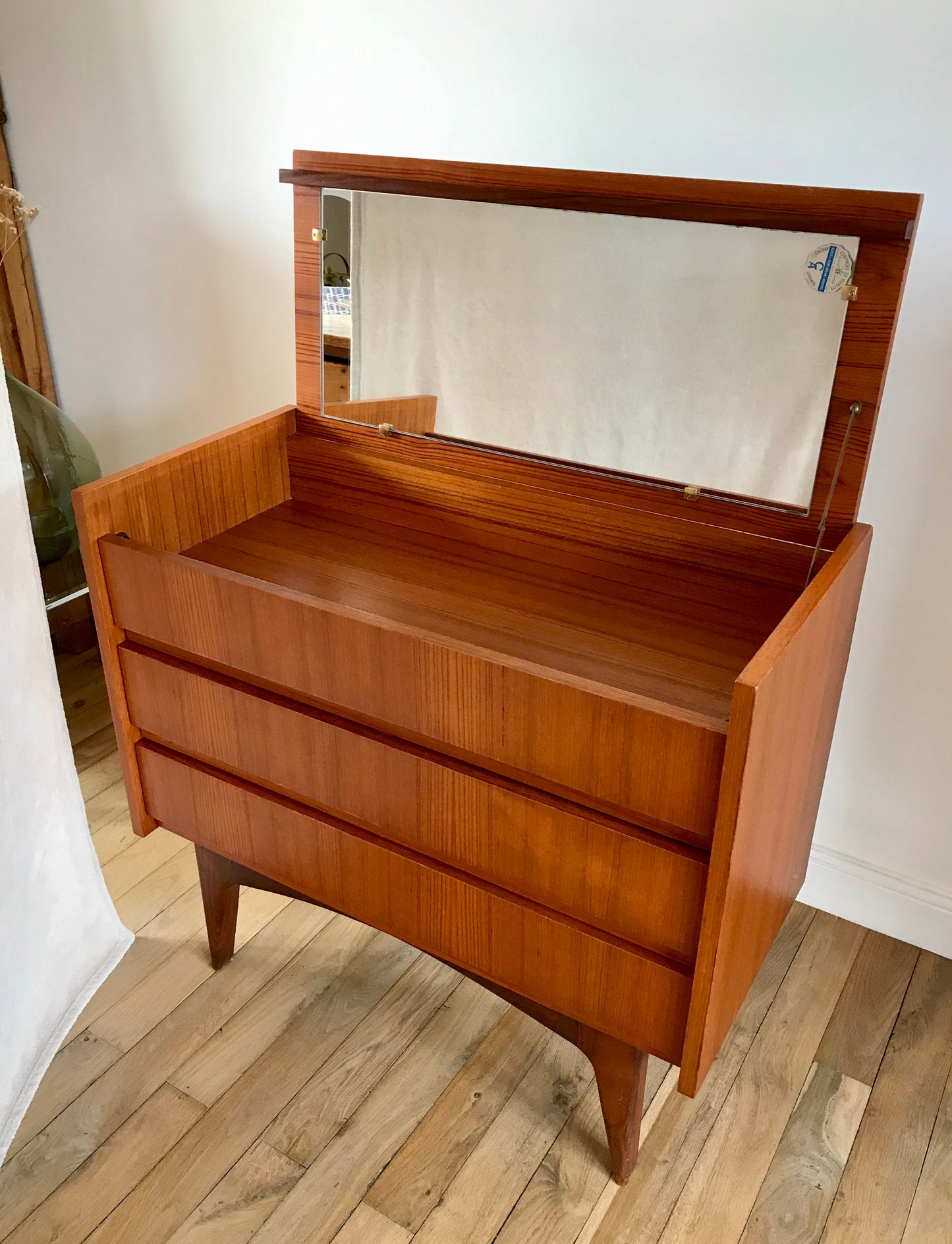 Commode coiffeuse scandinave en teck design danois années 60