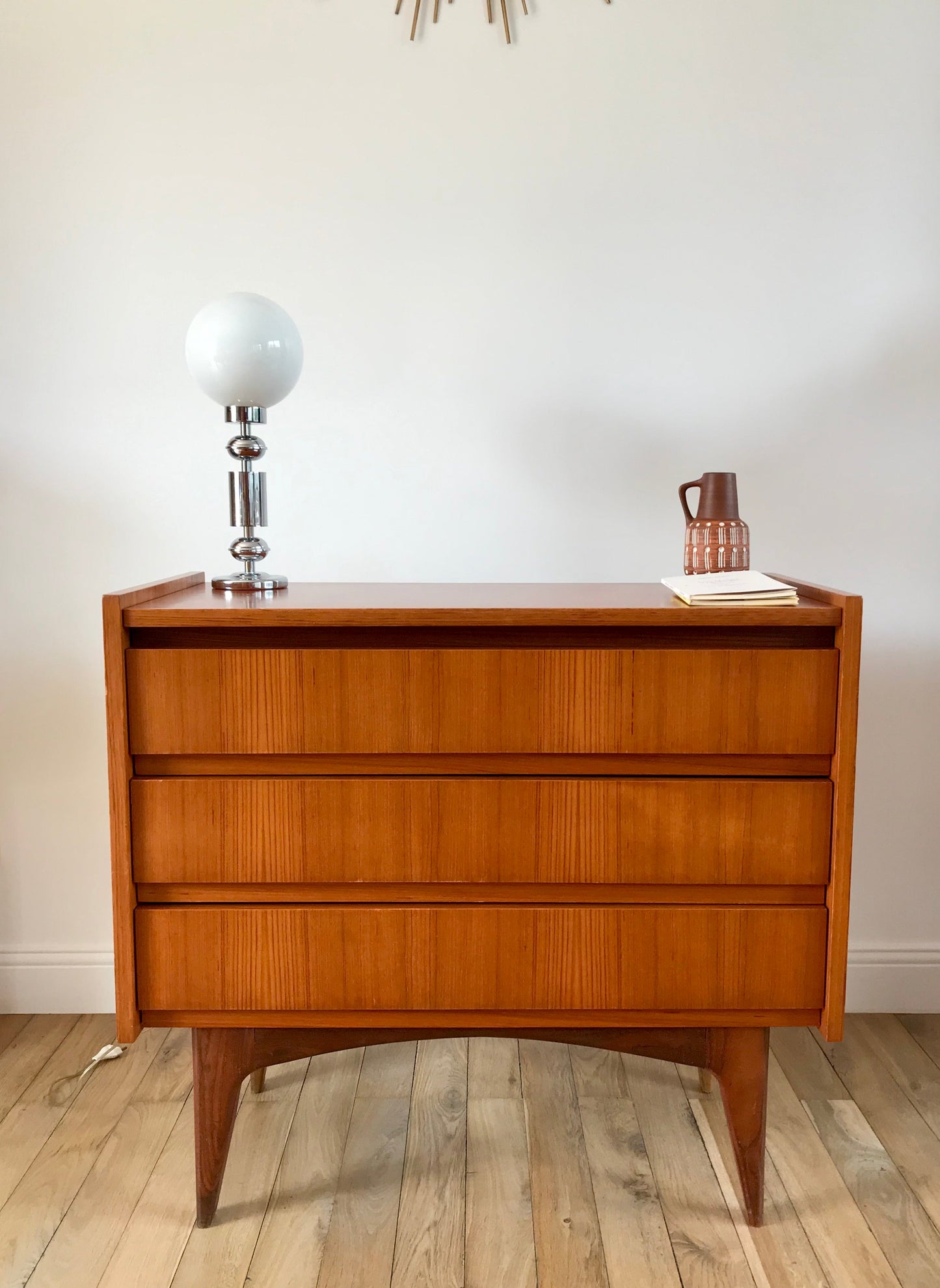Commode coiffeuse scandinave en teck design danois années 60
