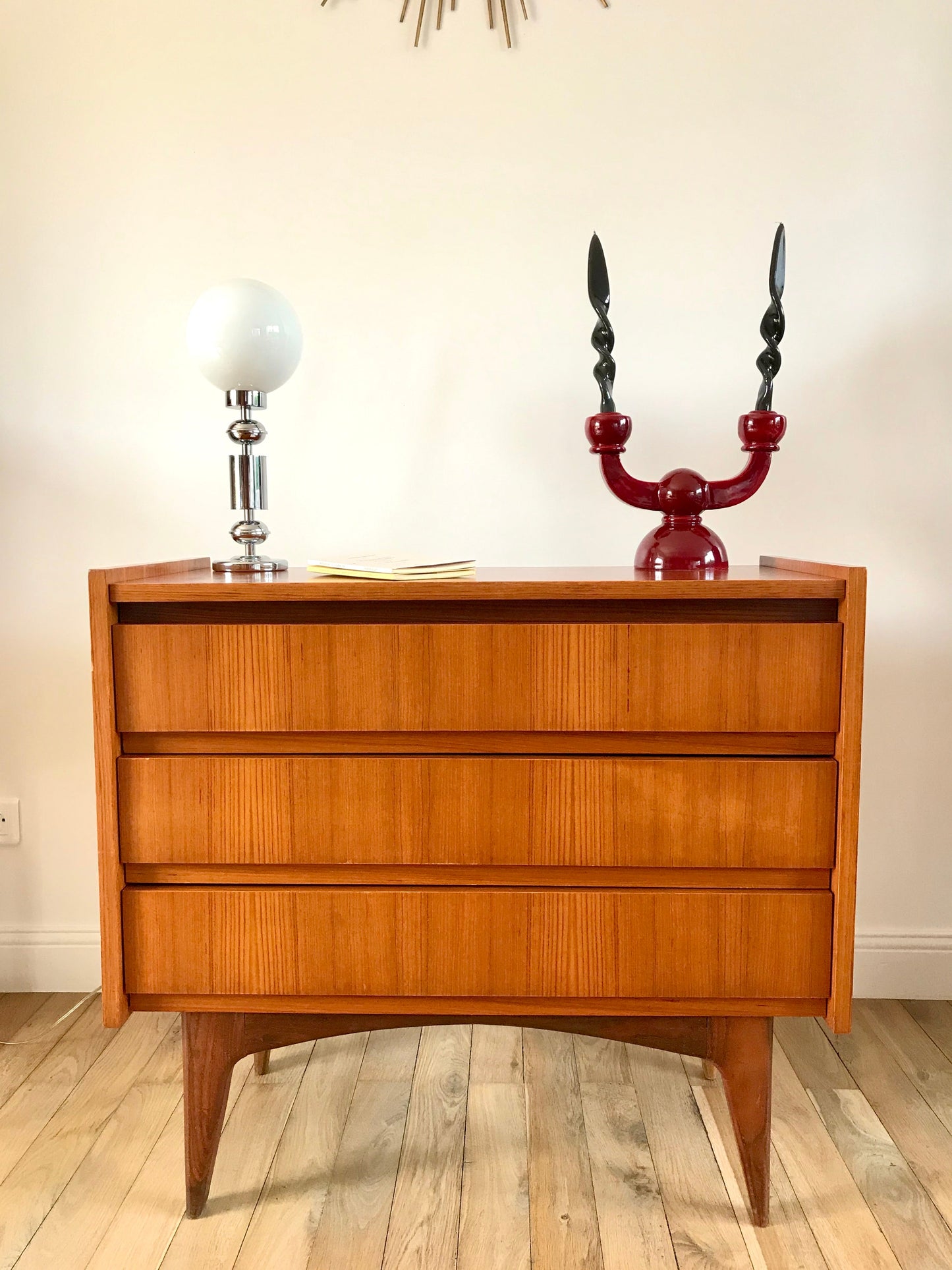 Commode coiffeuse scandinave en teck design danois années 60