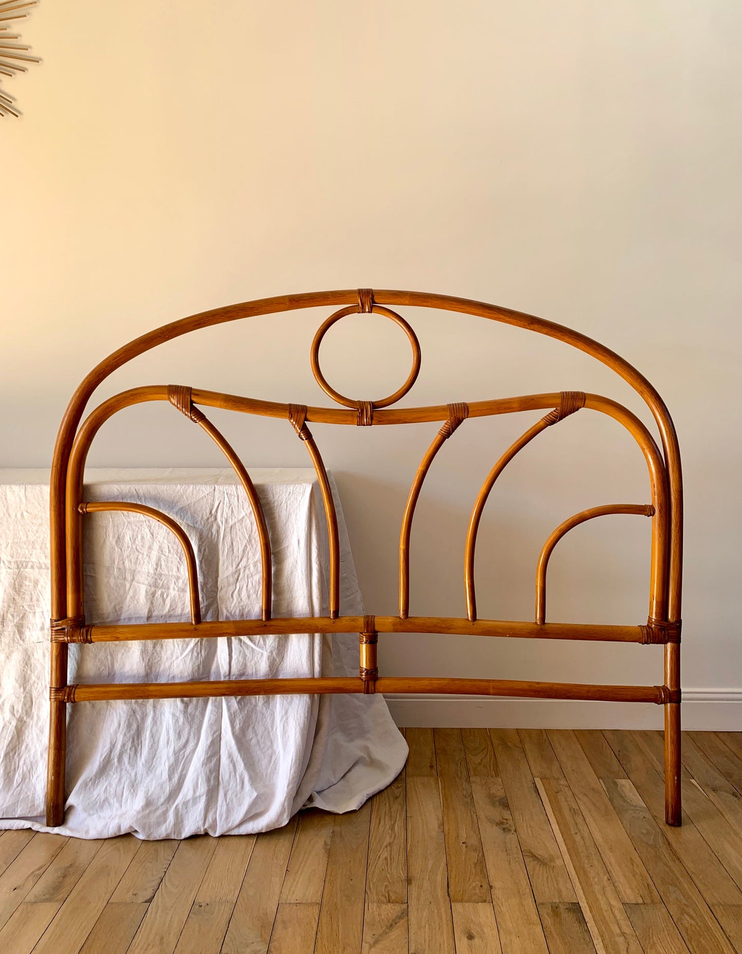 Tête de lit en rotin / bambou miel design années 60-70